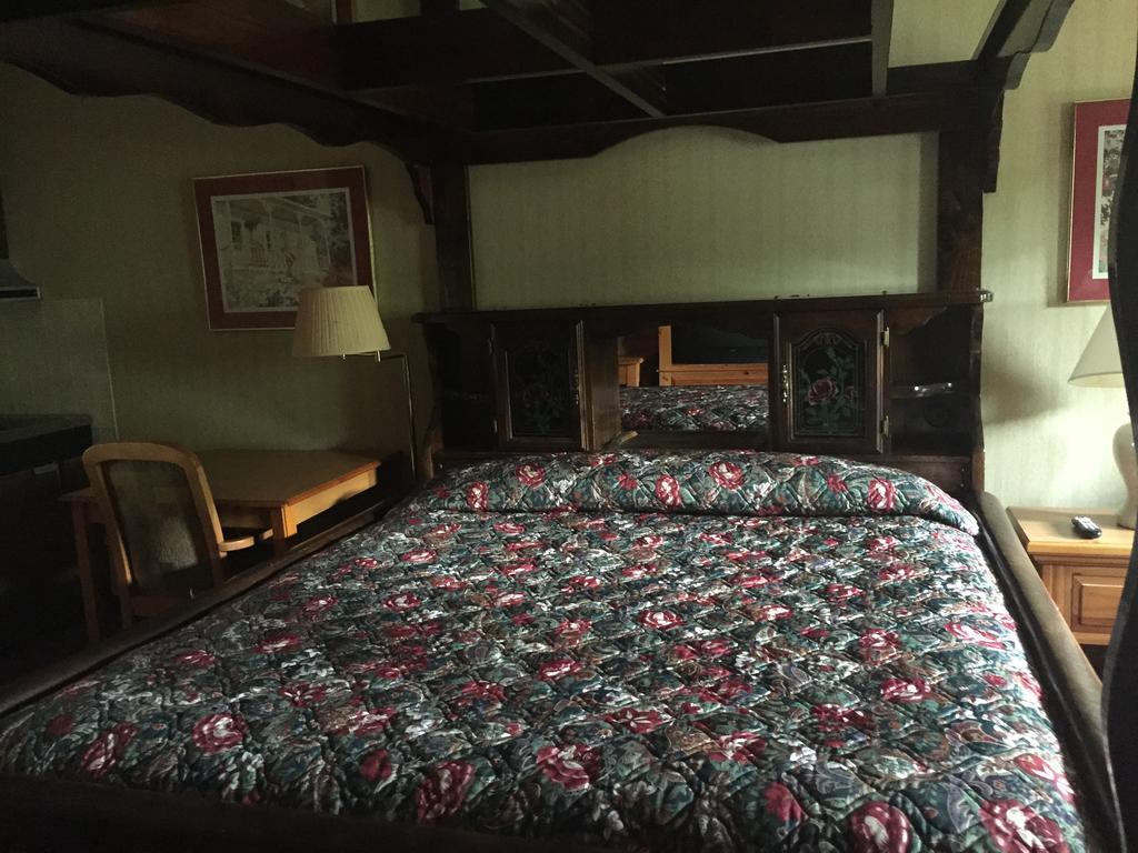 Highland Hills Motel & Cabins Boone Phòng bức ảnh