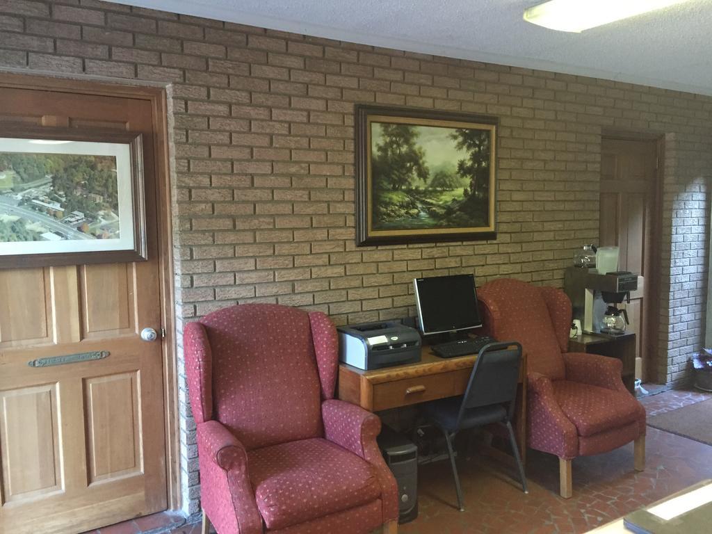 Highland Hills Motel & Cabins Boone Ngoại thất bức ảnh