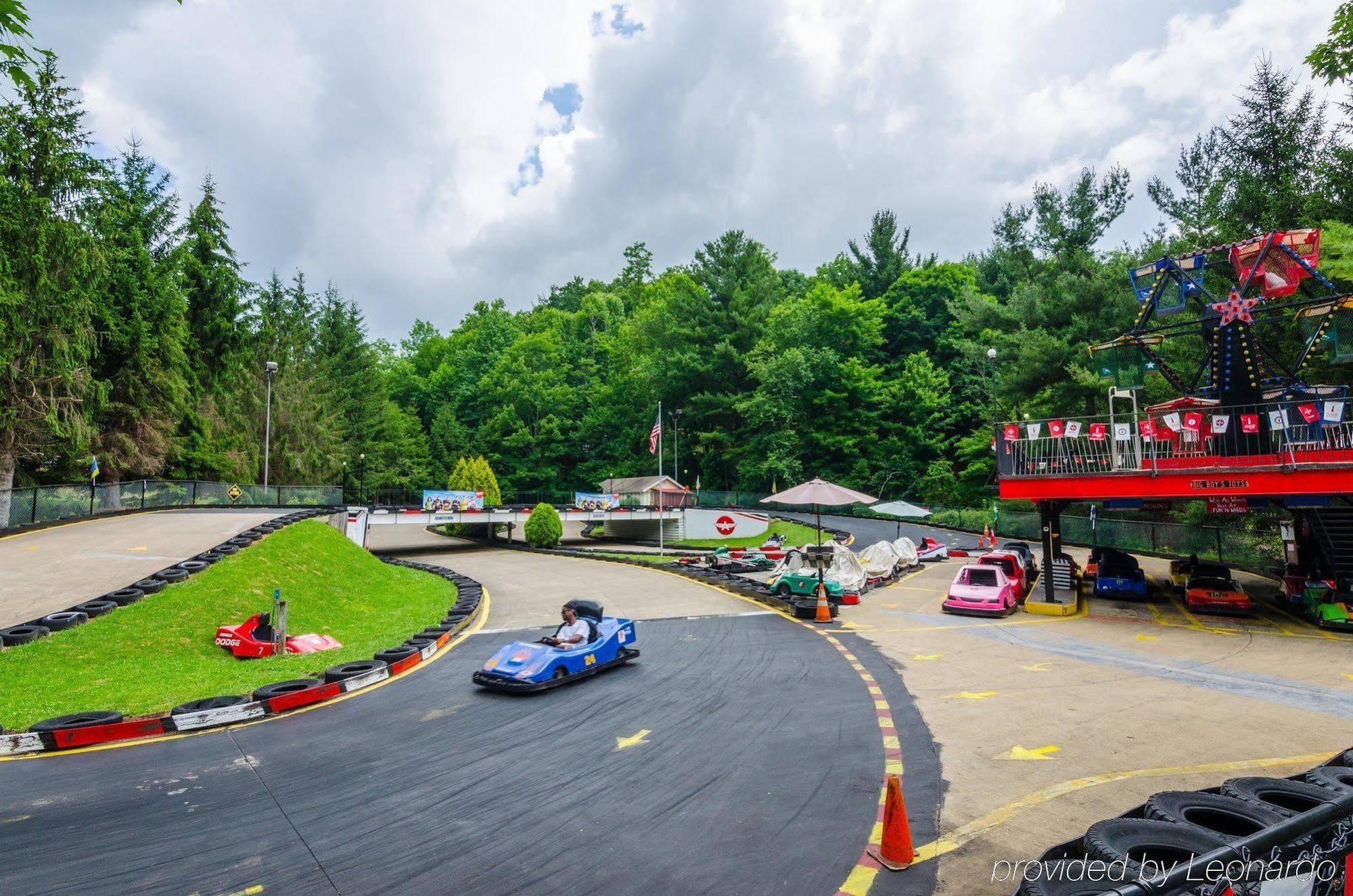 Highland Hills Motel & Cabins Boone Ngoại thất bức ảnh