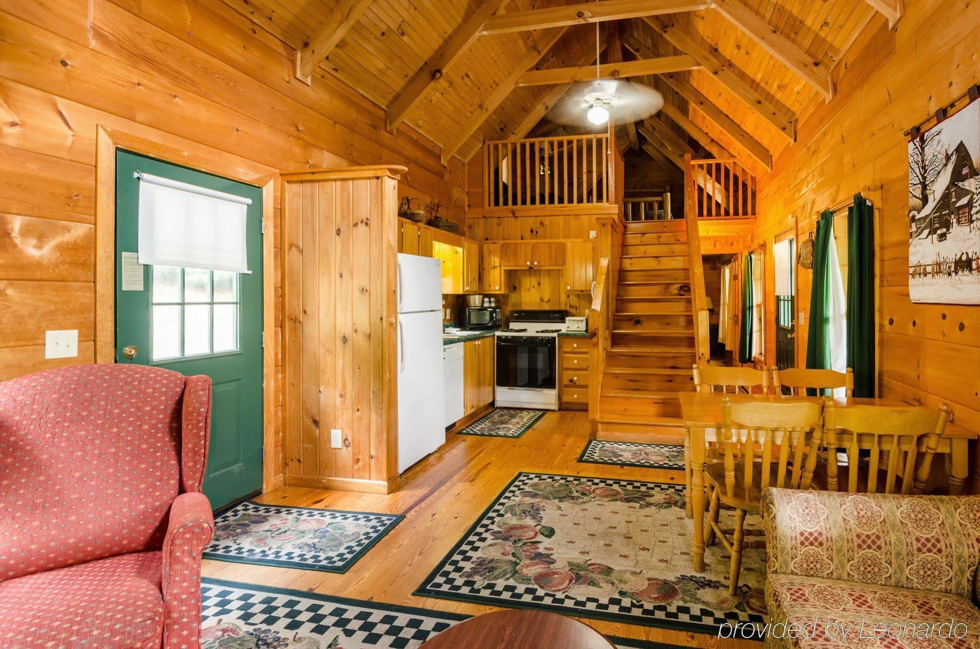 Highland Hills Motel & Cabins Boone Ngoại thất bức ảnh